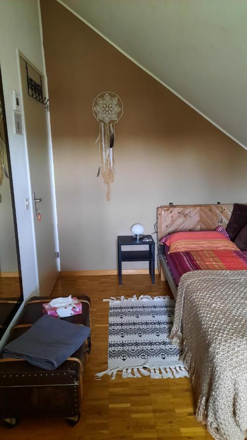 Pilgerhuesli Backpacker Hostel Stäfa Buitenkant foto