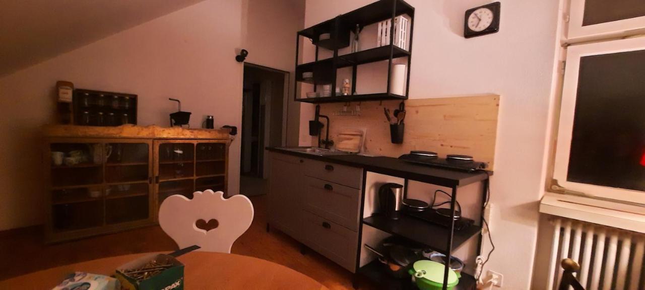 Pilgerhuesli Backpacker Hostel Stäfa Buitenkant foto